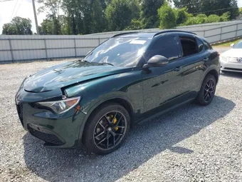 2021 Alfa Romeo Stelvio ZASPAKBN9M7D19675