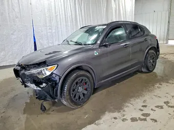 2022 Alfa Romeo Stelvio ZASPAKEVXN7D53668