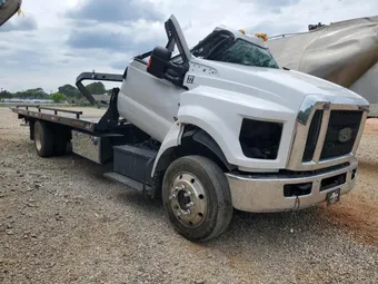 2022 Ford F650 1FDNF6AN1NDF06899