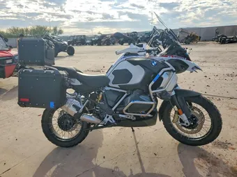 2023 BMW R-Series WB10M1305P6H62625
