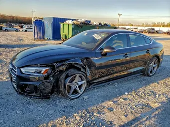 2018 Audi A5 WAUENCF50JA083661