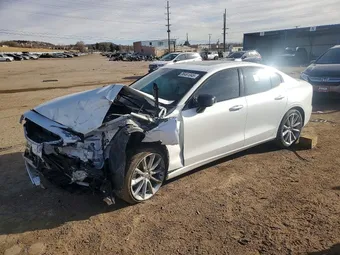 2021 Volvo S60 7JR102TZ4MG112079