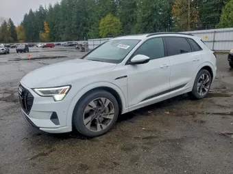 2022 Audi e-tron WA1AAAGE2NB014061