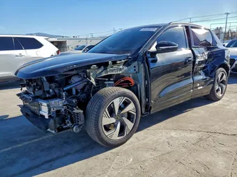 2025 Audi Q6 e-tron WA114BGF3SA016053