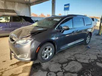 2018 Chrysler Pacifica Hybrid 2C4RC1N77JR178439