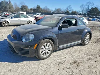 2018 Volkswagen Beetle 3VWFD7AT8JM717693