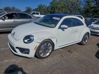 2018 Volkswagen Beetle 3VWJD7AT1JM714435