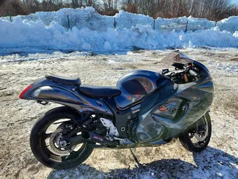 2020 Suzuki GSX1300 JS1GX72BXL7100422