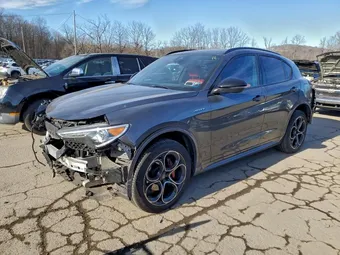 2022 Alfa Romeo Stelvio ZASPAKBNXN7D48216