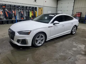 2021 Audi A5 WAUDACF54MA015116