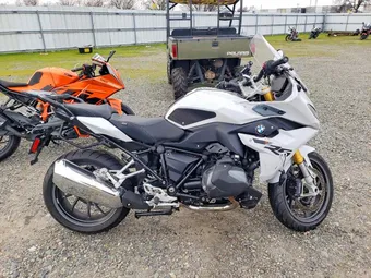 2023 BMW R-Series WB10M8308P6G97312
