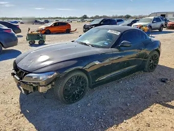 2016 BMW Z4 WBALM7C56G5B59863
