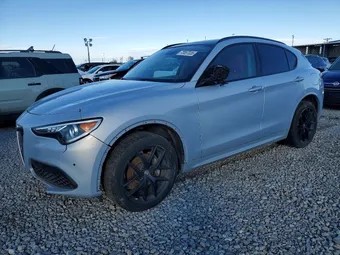 2021 Alfa Romeo ZASPAKBNXM7D03002