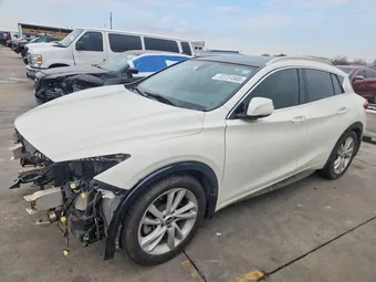 2018 Infiniti QX30 SJKCH5CP8JA056286