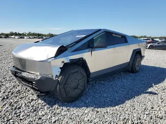 2025 Tesla Cybertruck 7G2CEHEEXSA060691