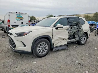 2024 Toyota Grand Highlander 5TDAAAB50RS033896