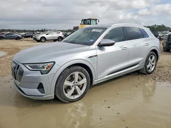 2019 Audi e-tron WA1VABGE7KB011949