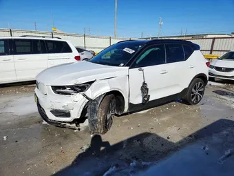 2021 Volvo XC40 YV4ED3UR8M2541891