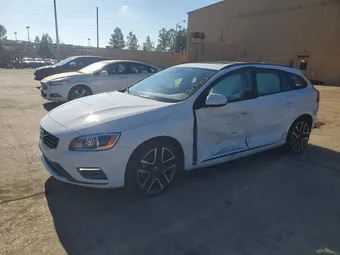 2018 Volvo V60 YV140MEL8J2405051