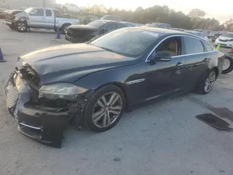 2016 Jaguar XJ-Series SAJWA2G72G8V92942