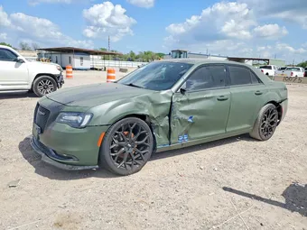 2020 Chrysler 300 2C3CCAGG1LH131620