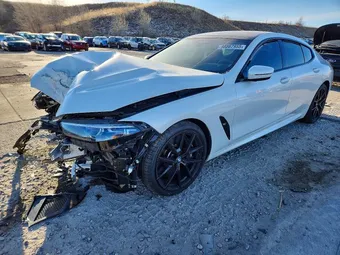2022 BMW 8 Series WBAGV8C08NCH76604