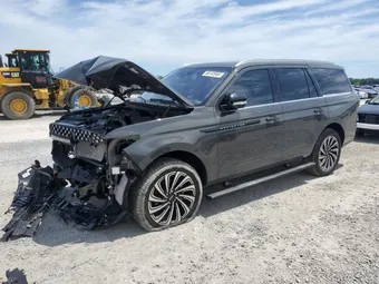 2025 Lincoln Navigator 5LMJJ2TG3SEL01561