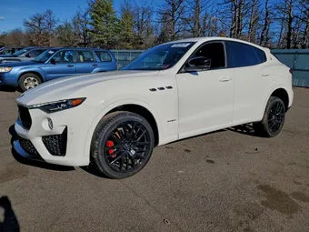 2021 Maserati Levante ZN661XUS2MX372947