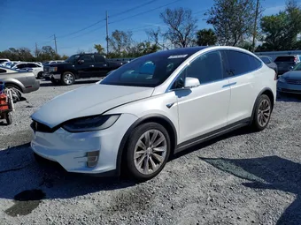 2017 Tesla Model X 5YJXCAE26HF044619