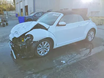2017 Volkswagen Beetle 3VW517AT6HM814793
