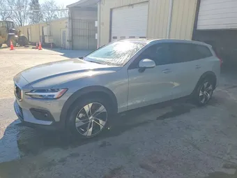 2025 Volvo V60 YV4L12WK7S2147595