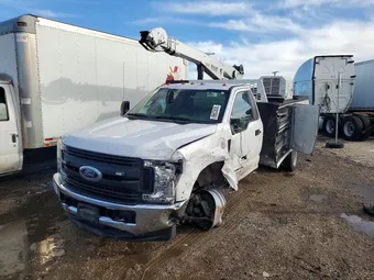 2019 Ford F550 1FDUF5HT7KDA24945