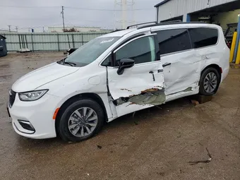 2026 Chrysler Pacifica Hybrid 2C4RC1S76TR151241
