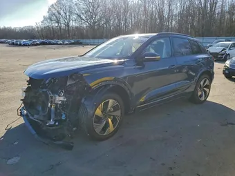 2025 Audi Q6 e-tron WA124BGF5SA058213