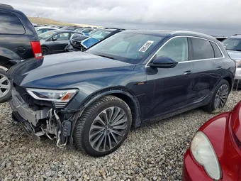 2019 Audi e-tron WA1VABGE7KB008906