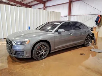 2021 Audi A8 WAU8DAF88MN011893