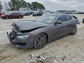 2018 Maserati Ghibli ZAM57XSA7J1295170