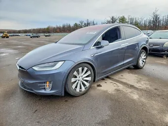 2019 Tesla Model X 5YJXCAE24KF184661