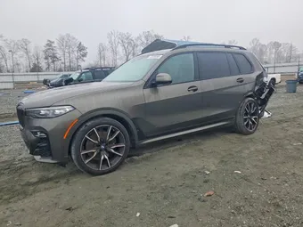 2022 BMW X7 5UXCW2C00N9N00213