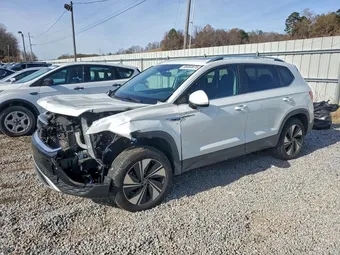 2024 Volkswagen Taos 3VVVX7B24RM045706