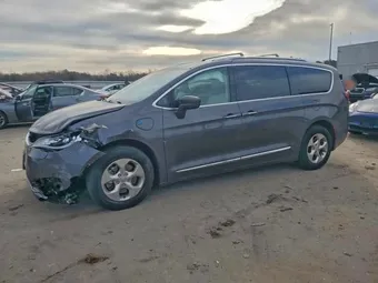 2019 Chrysler Pacifica Hybrid 2C4RC1L77KR653527