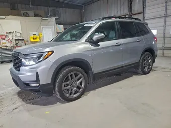 2023 Honda Passport 5FNYF8H5XPB038041