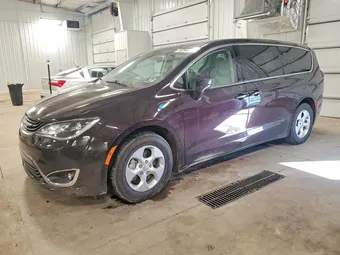 2018 Chrysler Pacifica Hybrid 2C4RC1H76JR236715