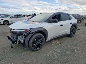 2025 Toyota BZ4X XLE JTMABACA5SA105932