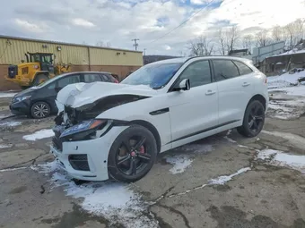 2017 Jaguar F-PACE SADCL2BV9HA891411