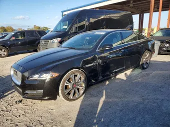 2018 Jaguar XJ SAJWA2G76J8W15677