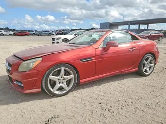 2016 Mercedes-Benz SLK-Class WDDPK3JA7GF116942