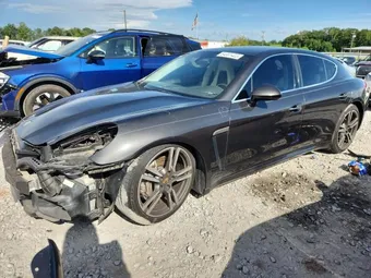 2016 Porsche Panamera WP0AB2A76GL050626