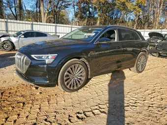 2019 Audi e-tron WA1VAAGE3KB021632