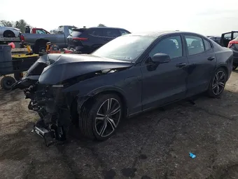 2019 Volvo S60 7JRBR0FM5KG017588